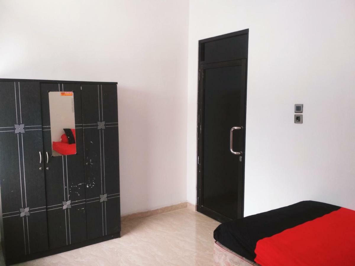 Almira Homestay Jambi Exterior foto